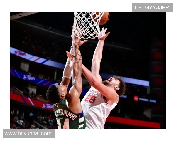 2017年NBA火箭队与雄鹿队激战回顾及精彩瞬间分析