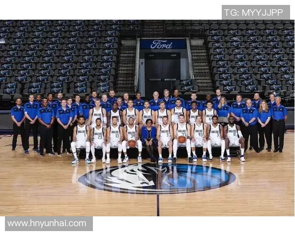 2017年小牛与热火激战回顾：篮球盛宴中的传奇对决与精彩瞬间