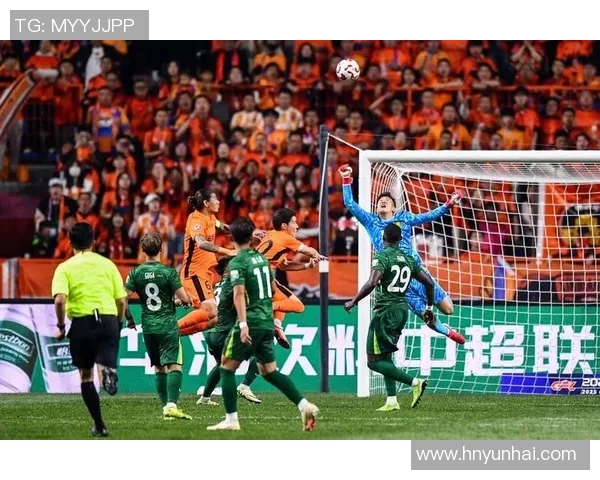 天津天海迎战广州富力争夺中超联赛关键三分之战