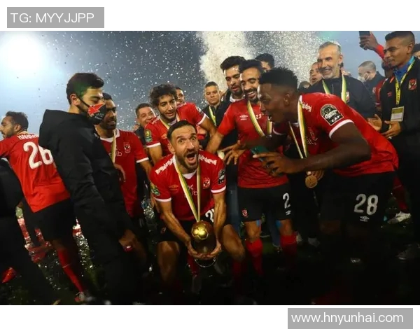 萨拉赫带领埃及国家队冲击世界杯荣耀展现足球巨星风采与无畏精神