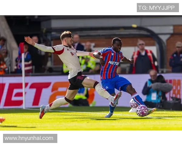 水晶宫主场迎战哈德斯尔全力争胜展现英超实力与魅力 水晶宫主场迎战哈德斯尔全力争胜展现英超实力与魅力