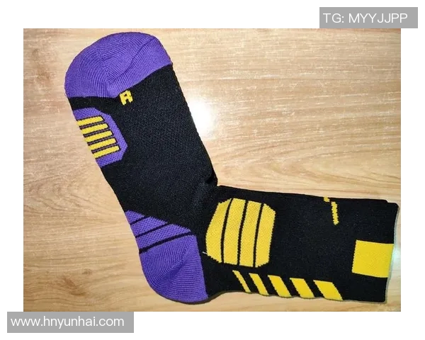 明星篮球袜的时尚潮流与运动性能完美结合的全新体验